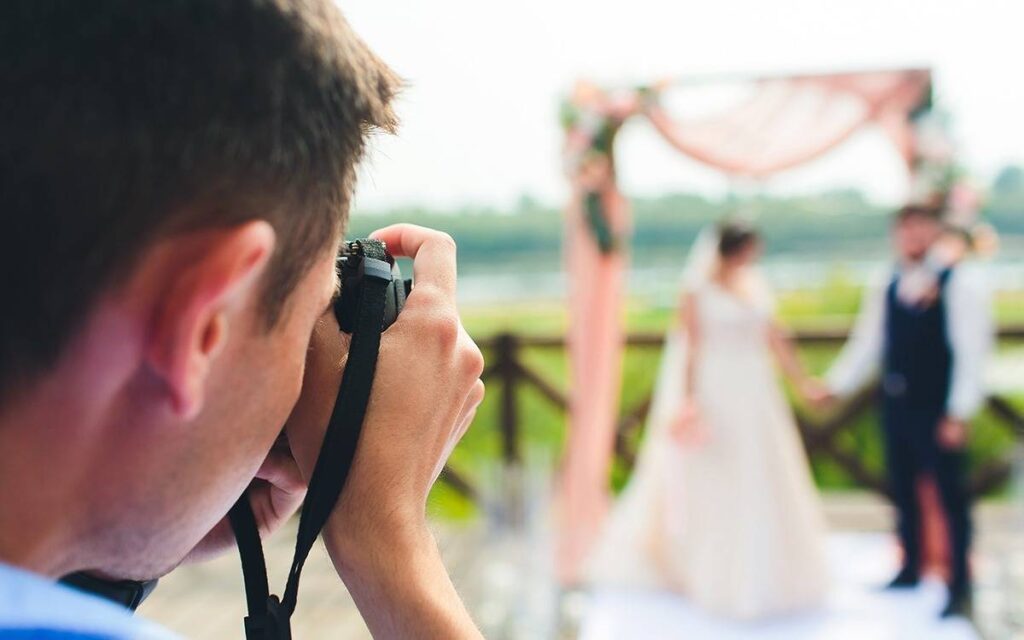 Finding the Right Photographer for Your Wedding Day